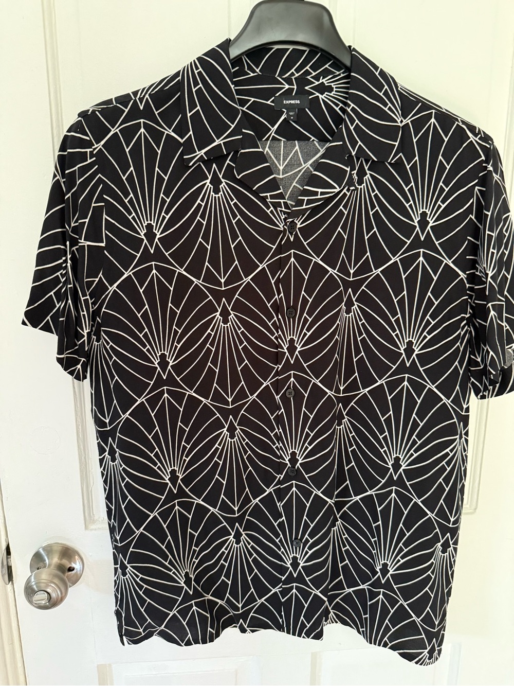 Express Black Short-Sleeve Button-Down with White Geometric Print